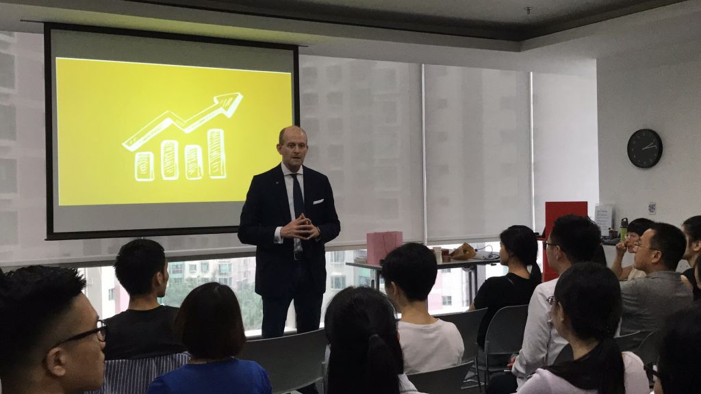 How to Start Building Your Wealth in the Stock Market with @Andrew_Stotz in #Shenzhen