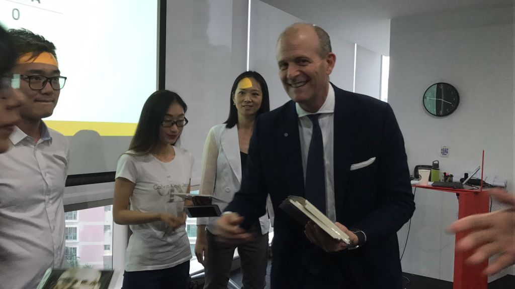 How to Start Building Your Wealth in the Stock Market with @Andrew_Stotz in #Shenzhen